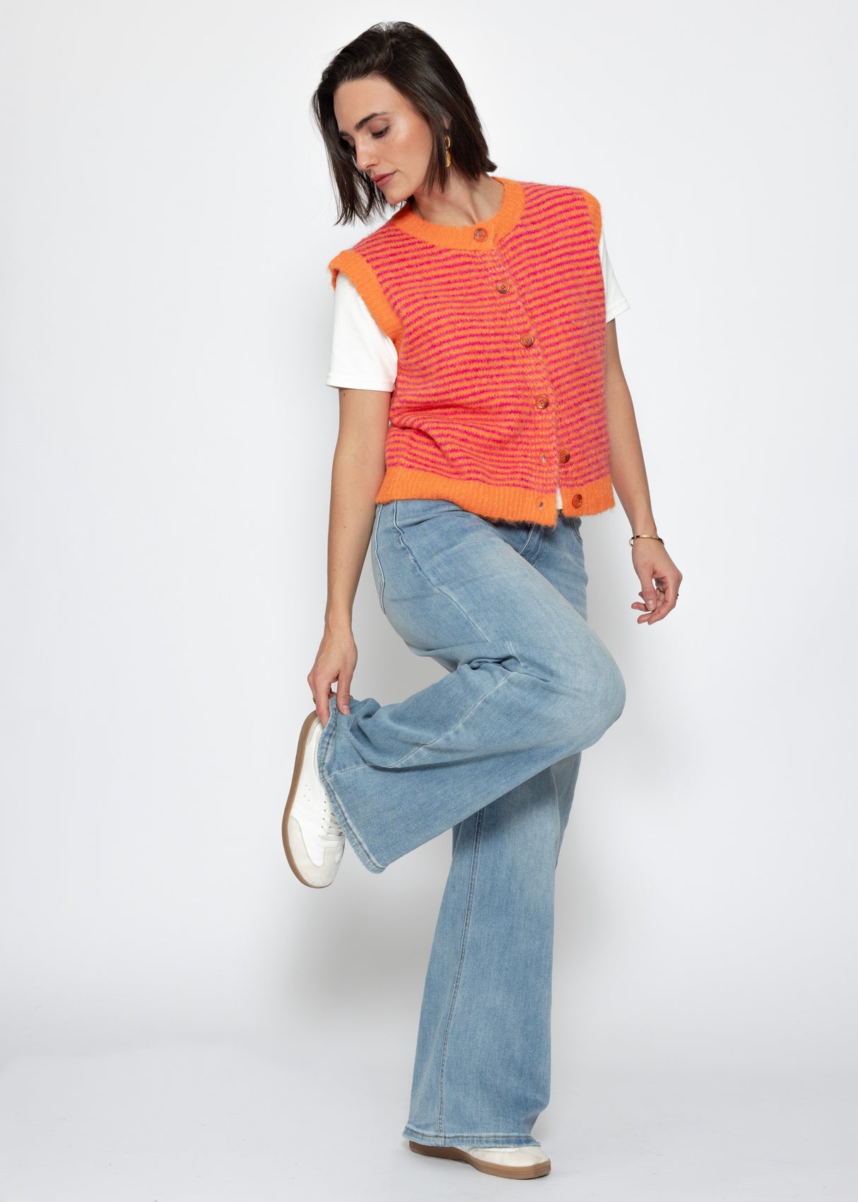 Striped knitted vest - orange