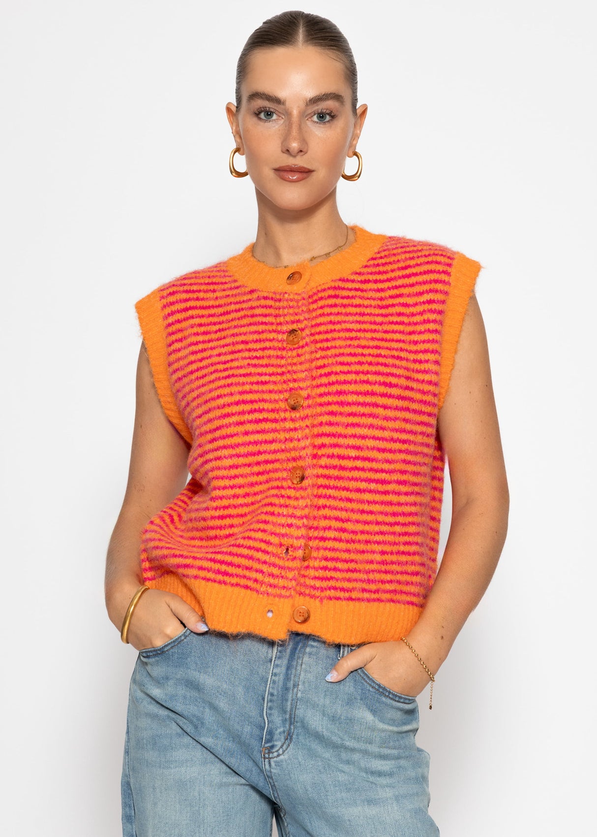 Striped knitted vest - orange