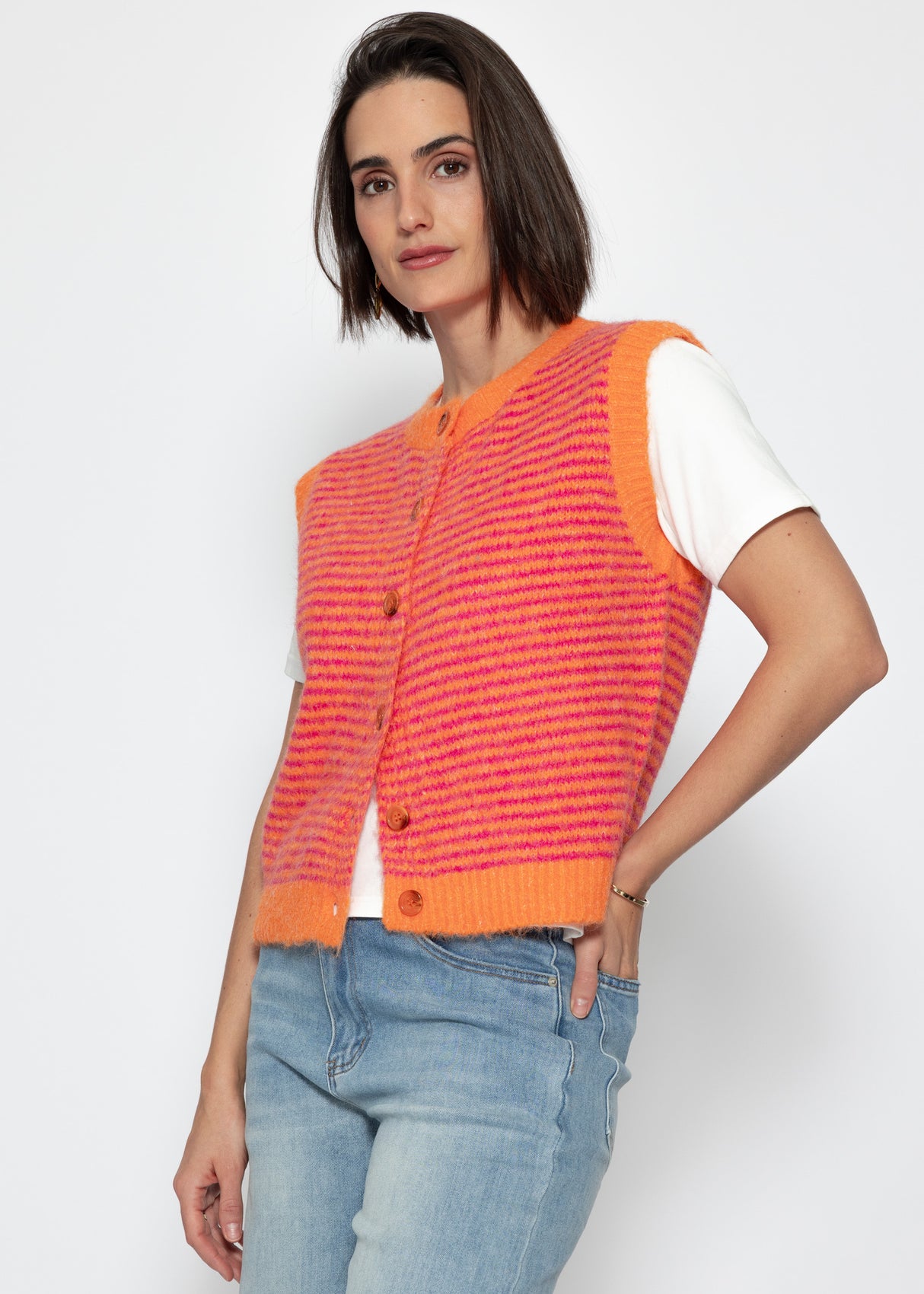 Striped knitted vest - orange