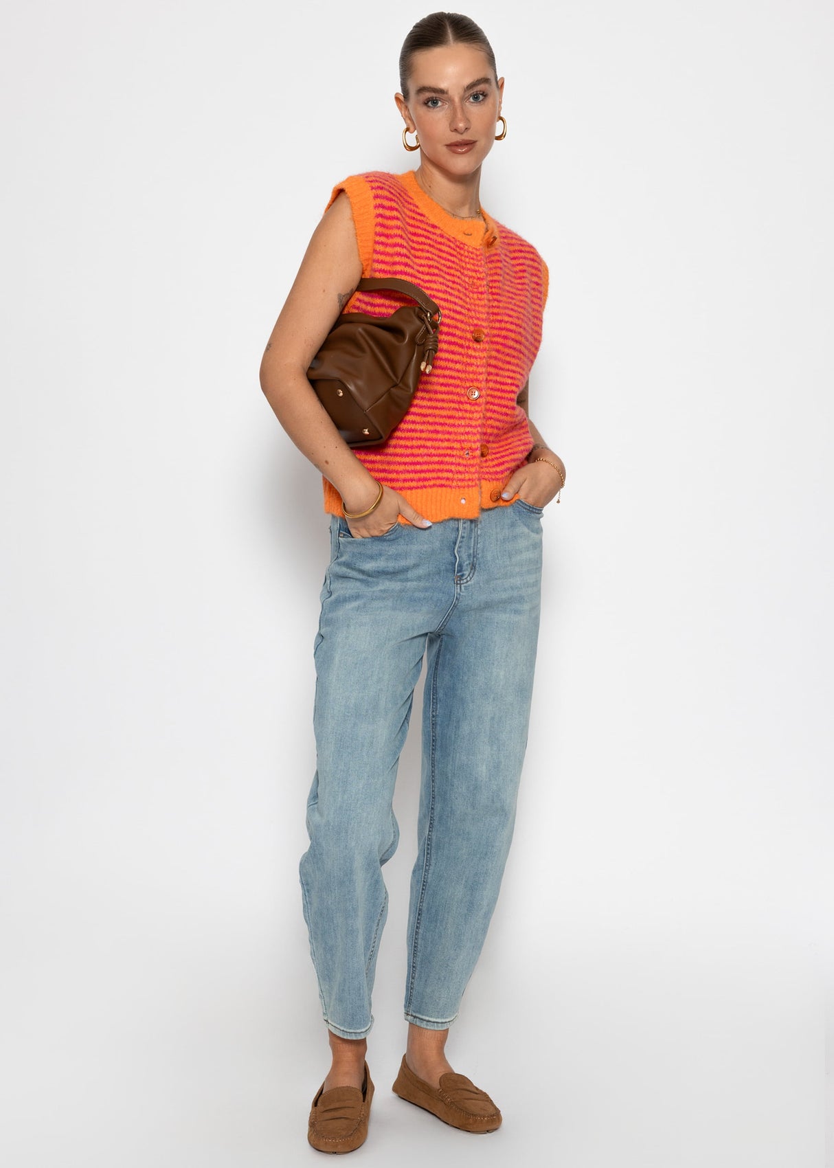 Striped knitted vest - orange