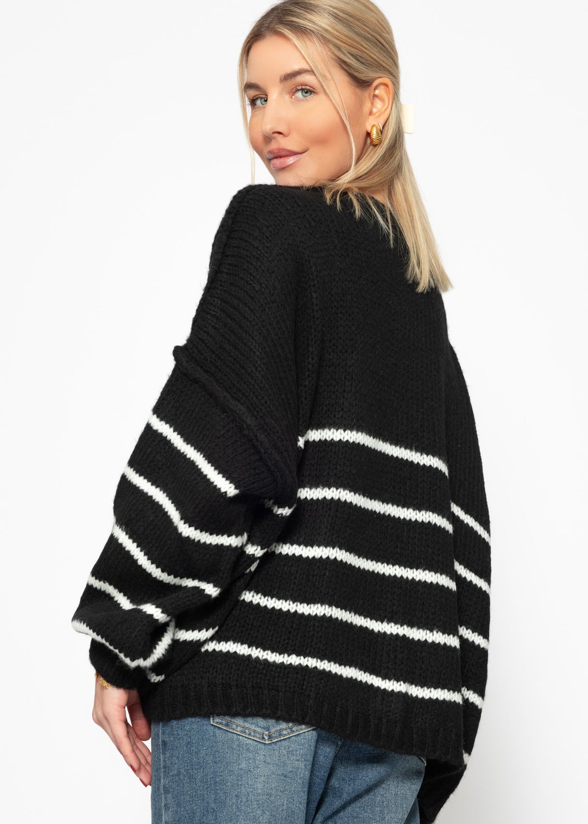 Striped cardigan with outer seams - black