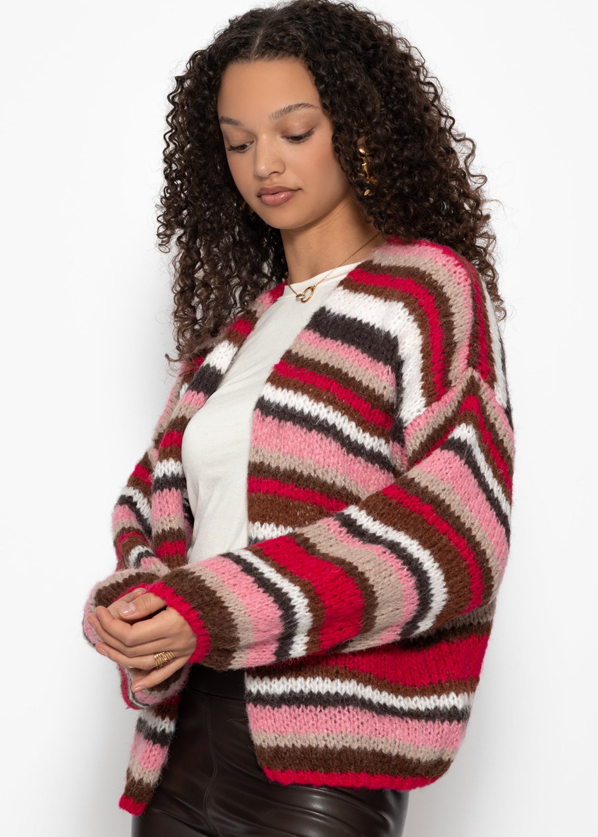 Gestreifter, mehrfarbiger Cardigan - pink