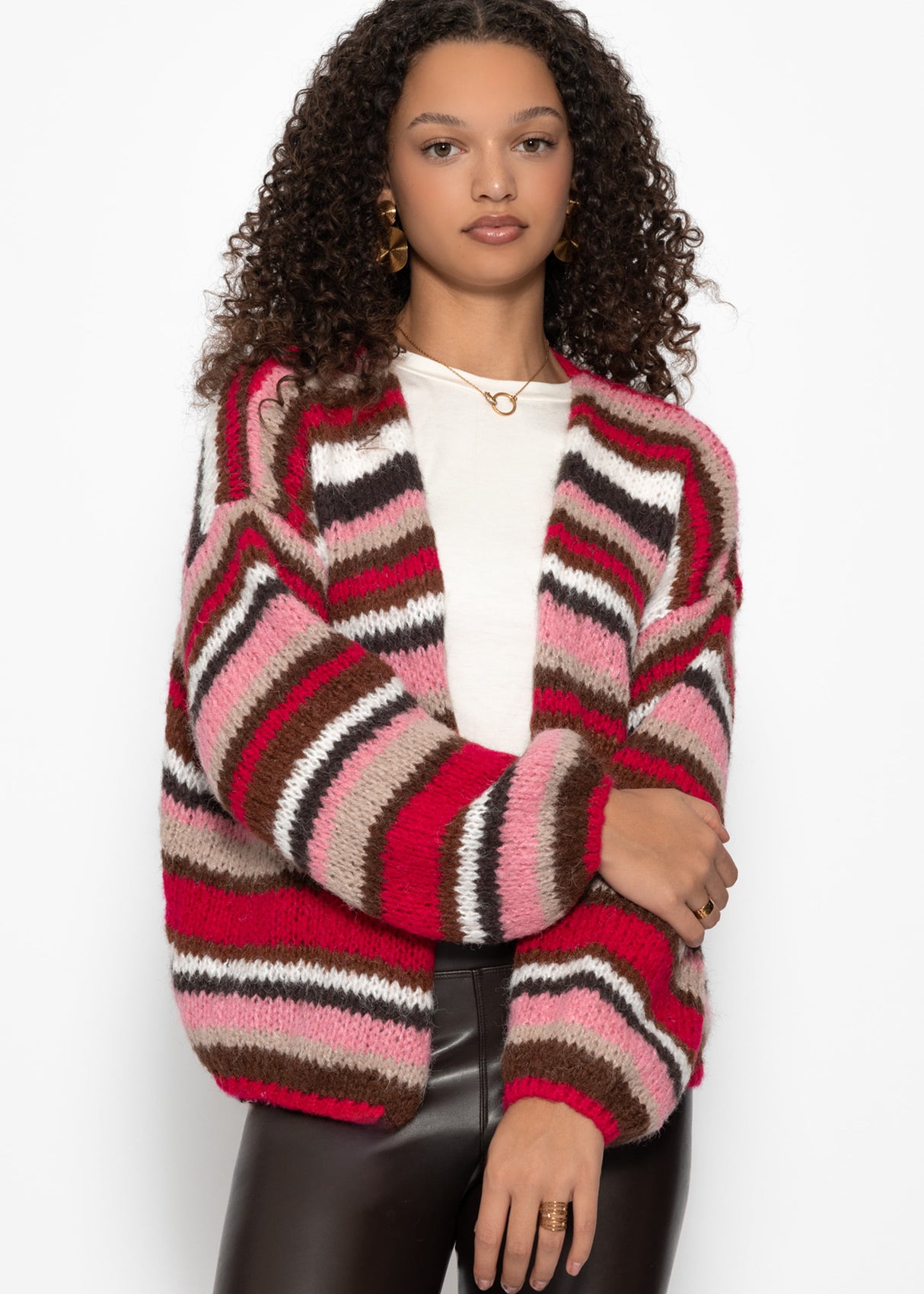 Gestreifter, mehrfarbiger Cardigan - pink