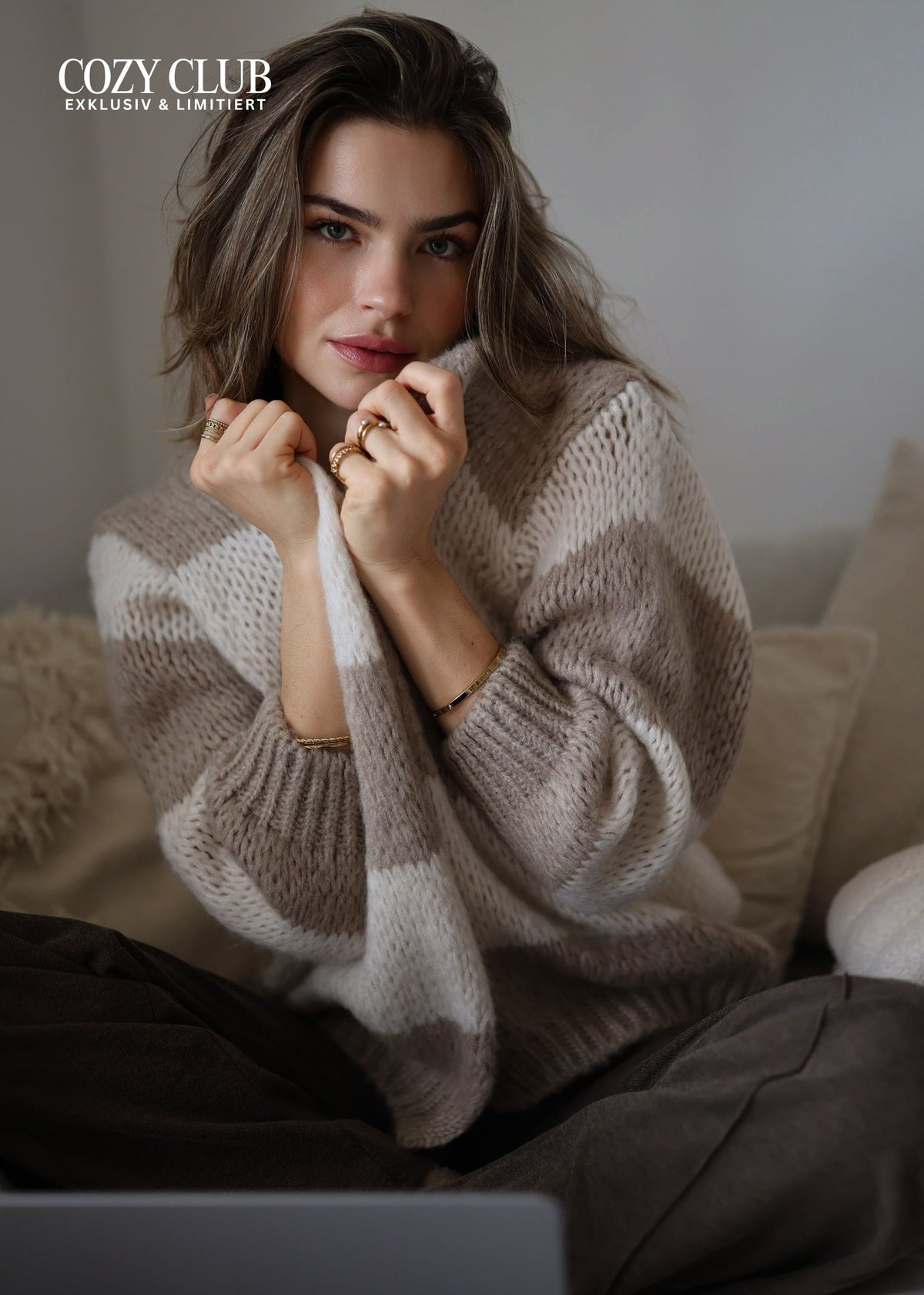 Gestreifter oversize Cardigan - taupe