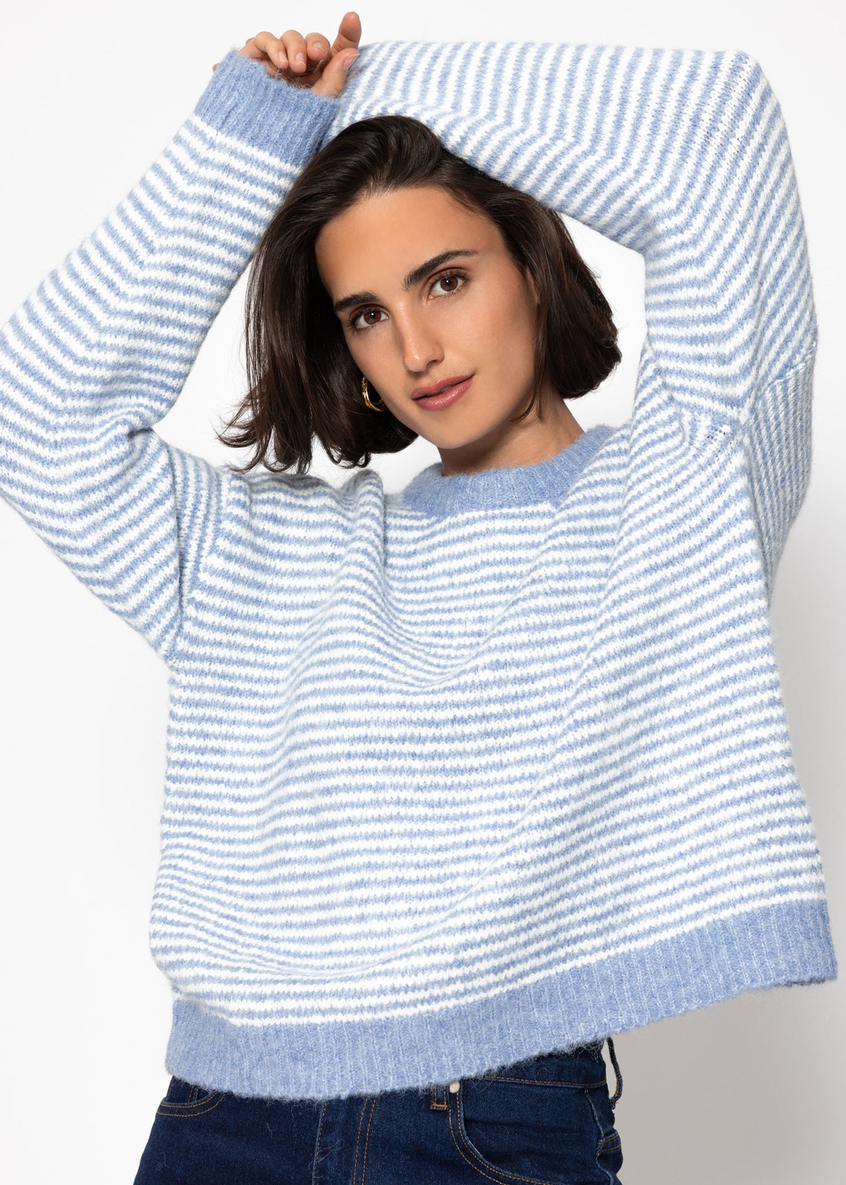 Gestreifter Pullover - hellblau