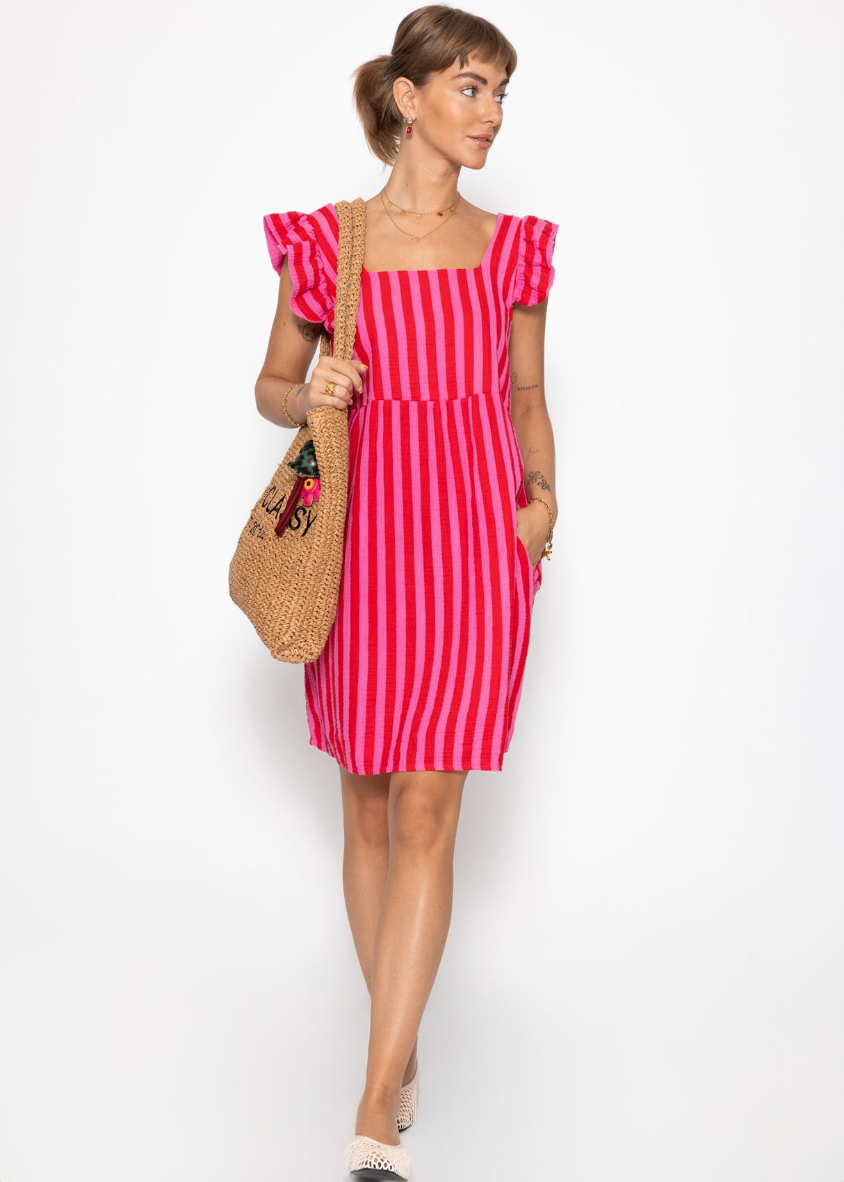 Gestreiftes Musselinkleid - pink