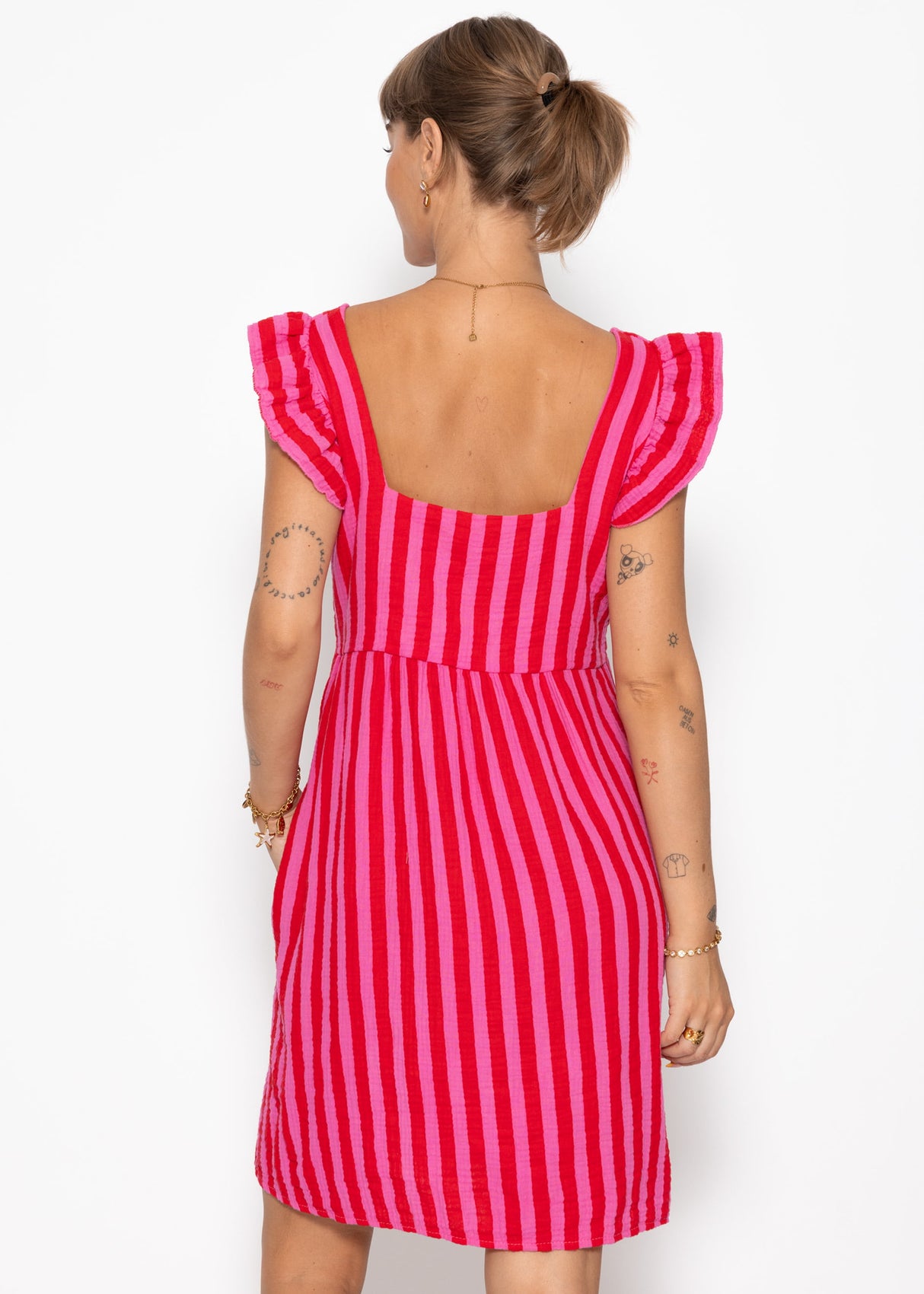 Gestreiftes Musselinkleid - pink