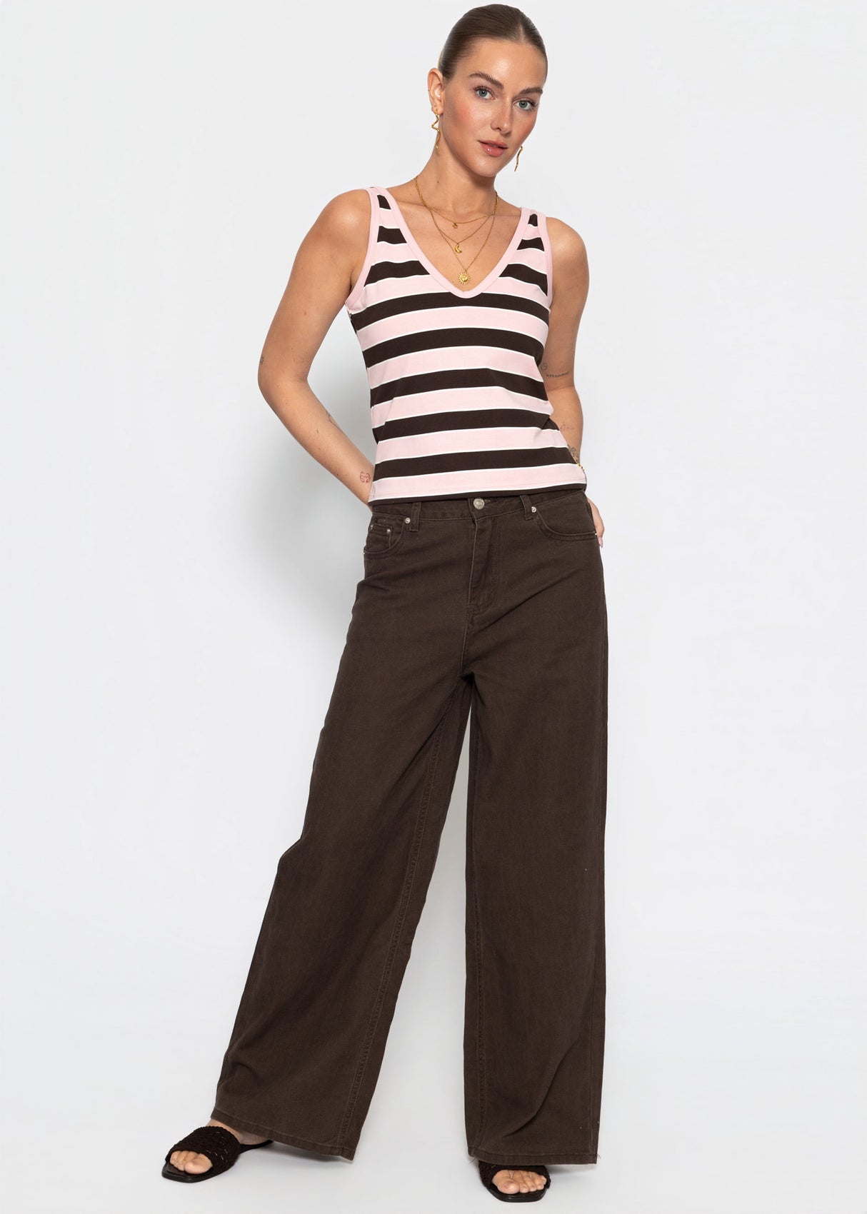 Gestreiftes Tank Top mit V-Ausschnitt - rosa