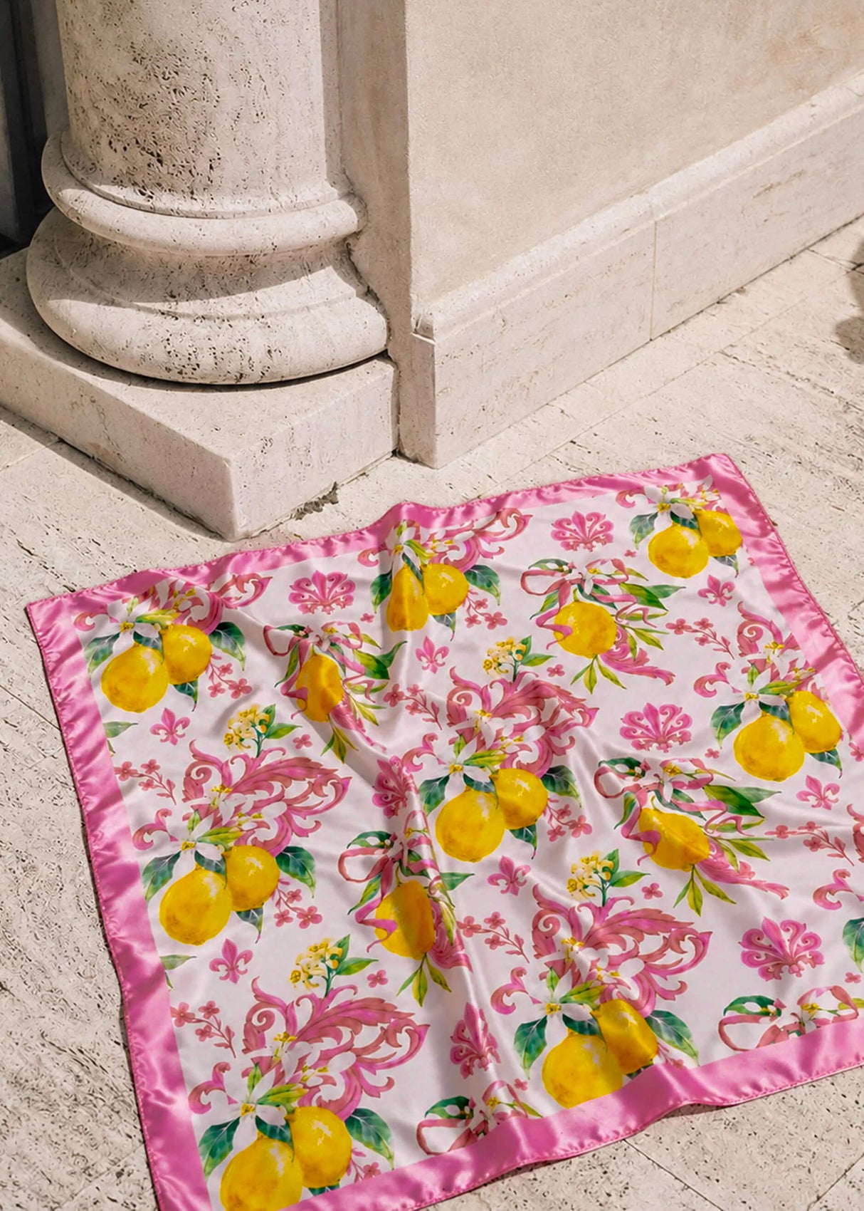Halstuch mit Lemon-Print - rosa