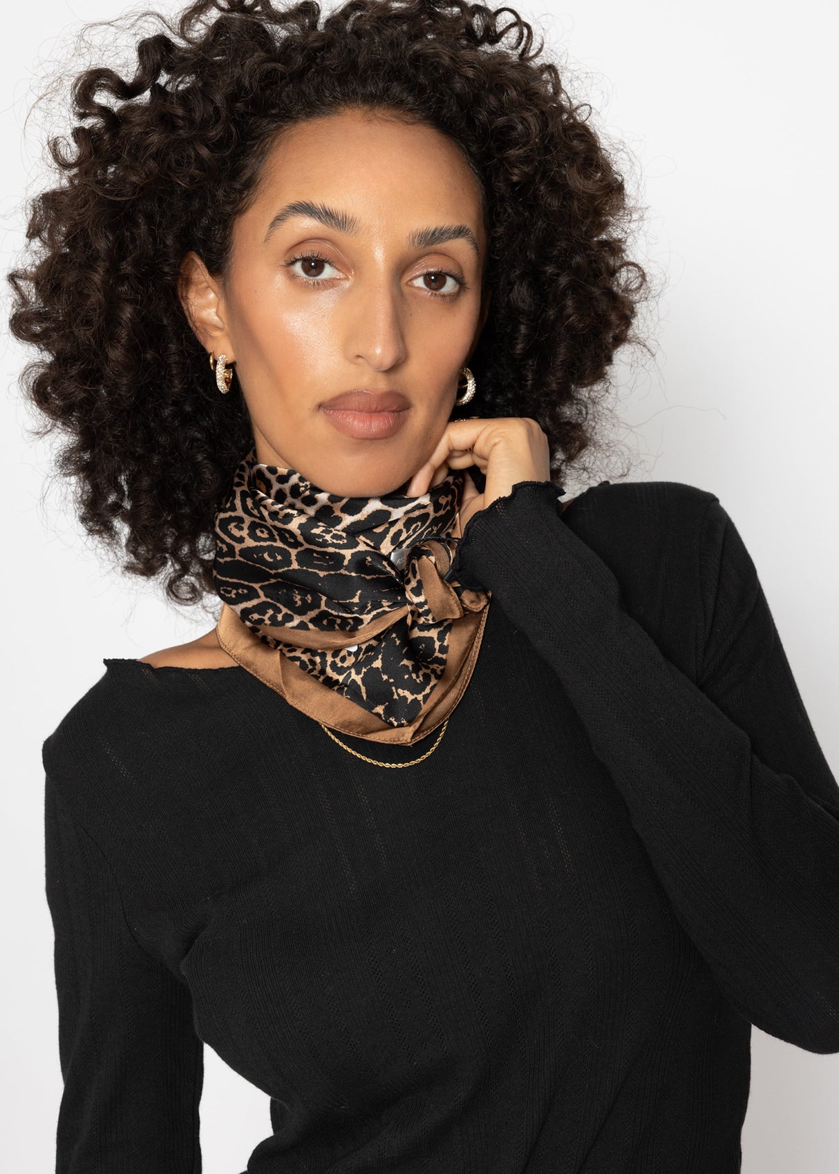 Halstuch mit Leo-Print - braun