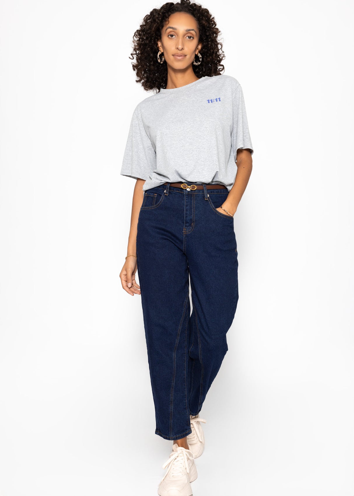 Highwaist jeans with decorative seam - dark blue