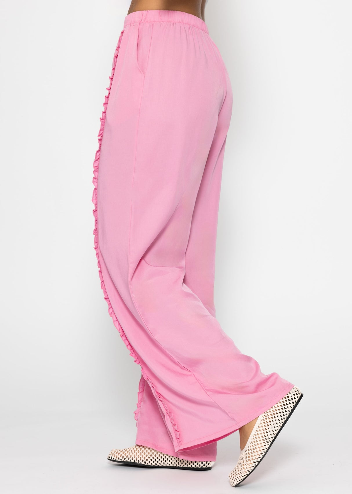 Hose mit weitem Bein und Rüschendetail - rosa