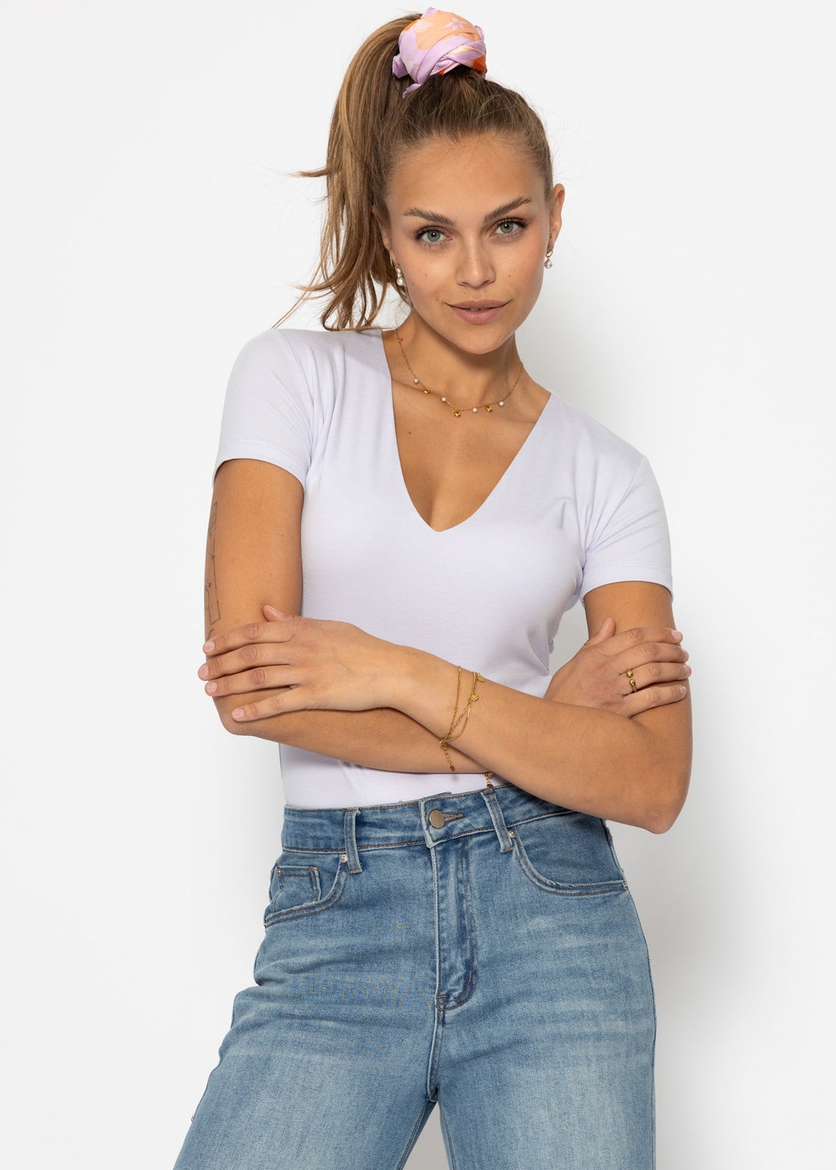 Short sleeve bodysuit with V-neck - lilac