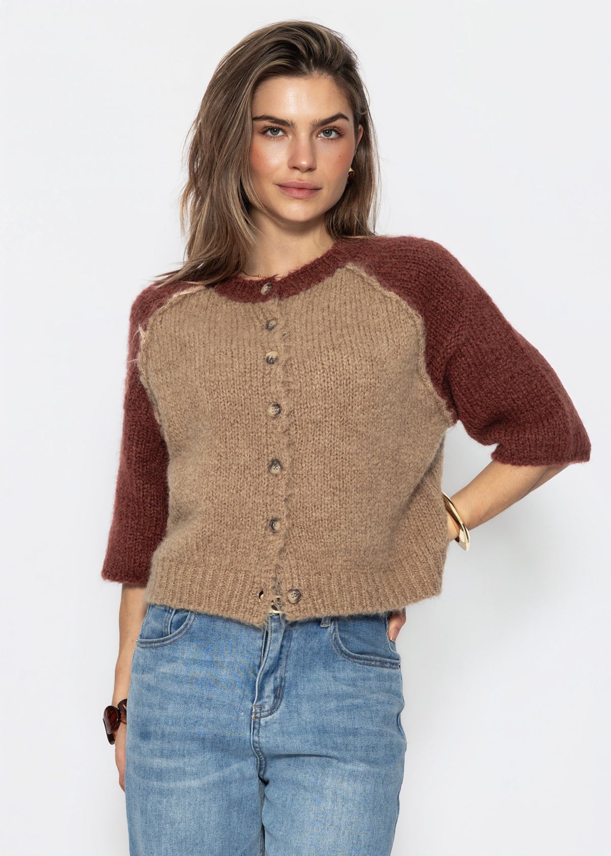 Kurzarm Cardigan mit Außennähten - beige-mauve