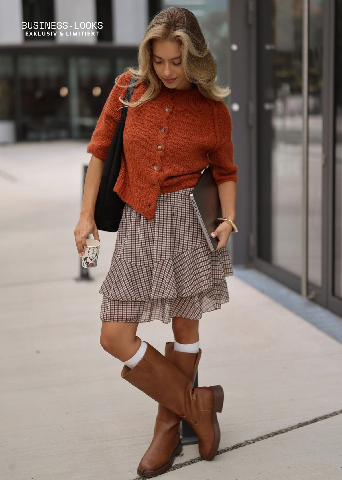 Short checked flounce skirt - beige