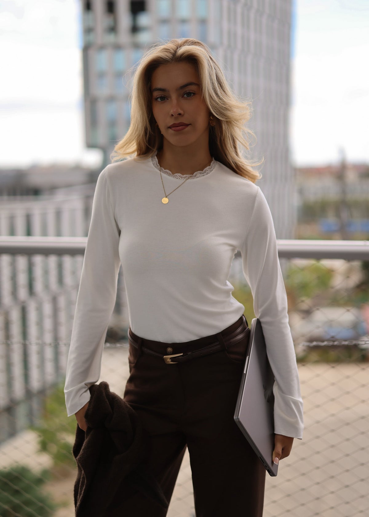 Langarmshirt mit Spitzeneinsatz - offwhite