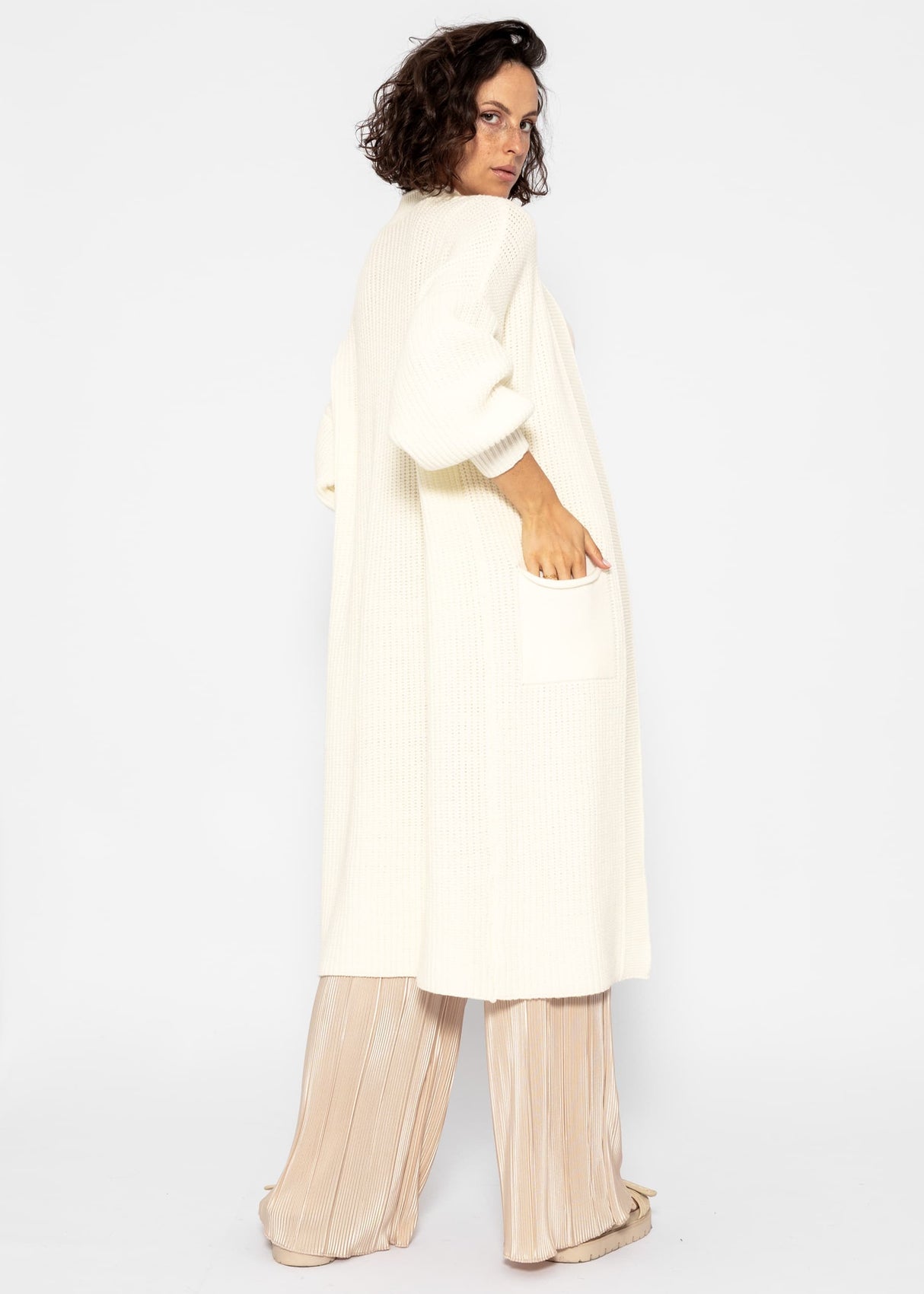 Langer super soft Cardigan mit Taschen - offwhite