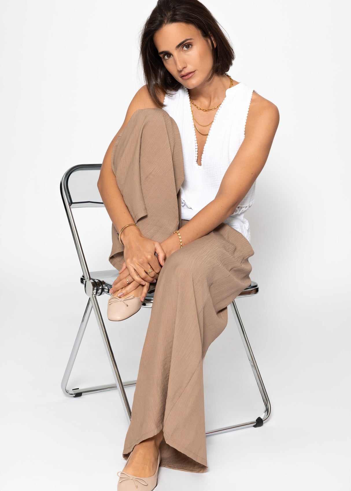 Lässige Hose in Crincle-Optik - hellbraun