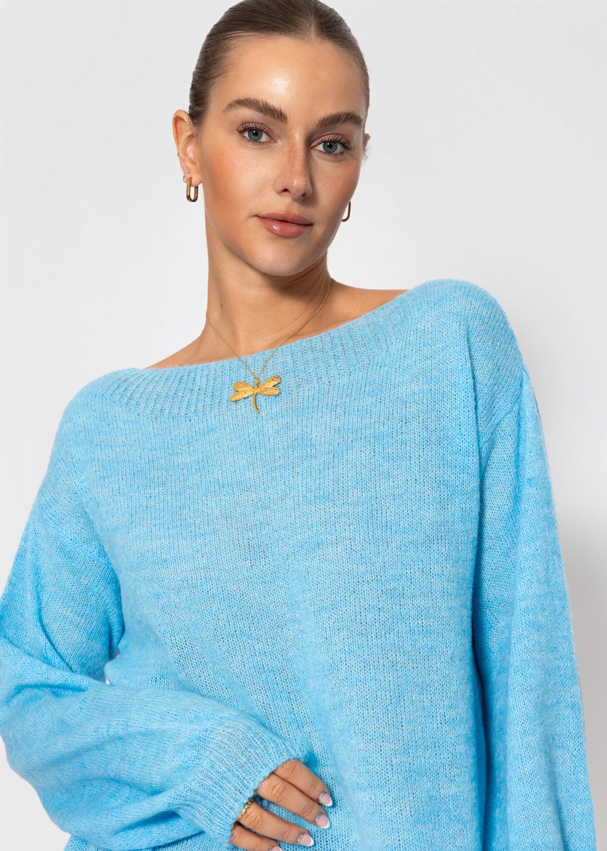 Leicht transparenter Feinstrickpullover - hellblau