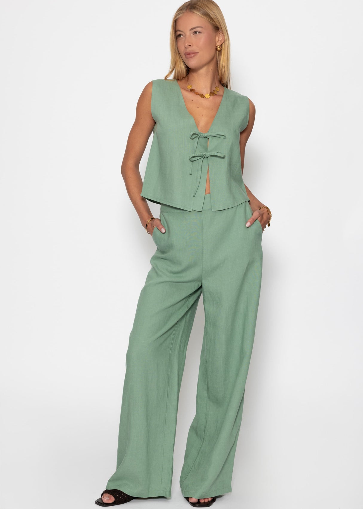 Leinen Top mit Schleifenverschluss - salbeigrün