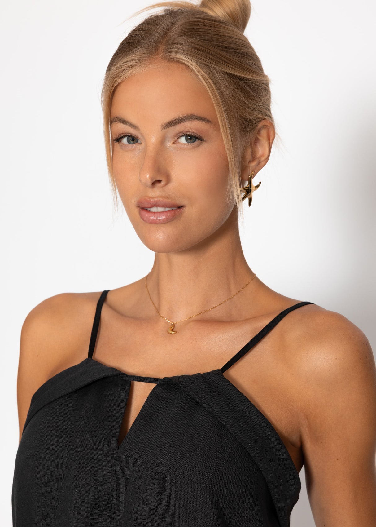 Leinen Kleid mit Spaghetti-Trägern - schwarz