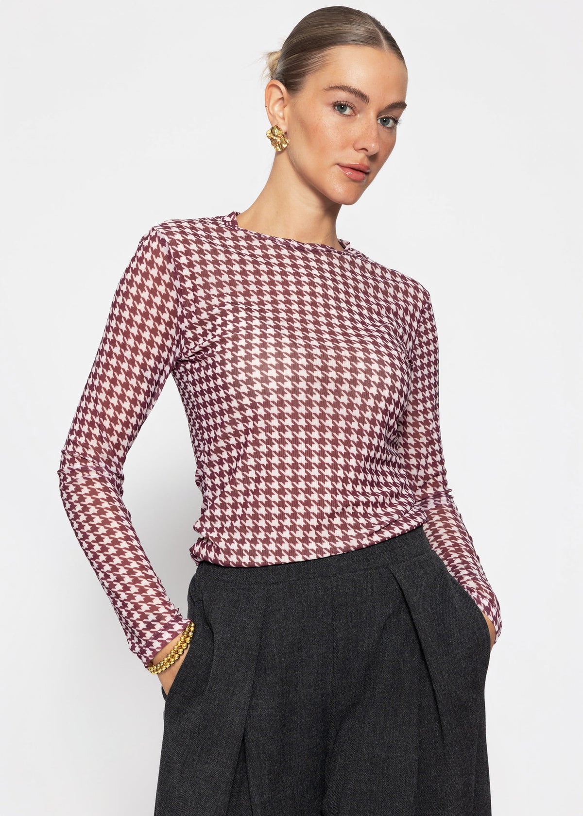 Mesh Langarmshirt mit Hahnentrittmuster - burgundy