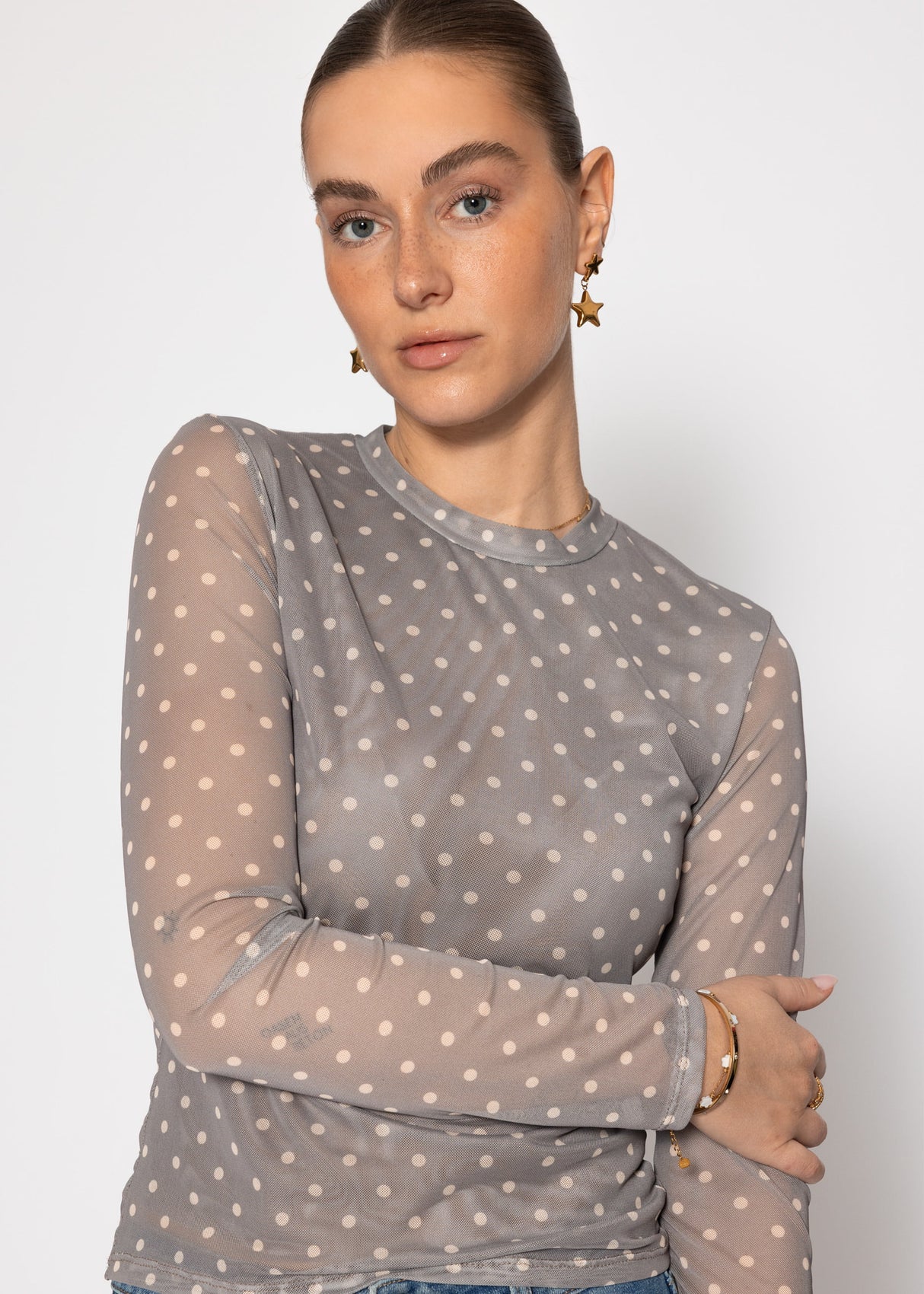 Mesh long-sleeved shirt with polka dots - grey