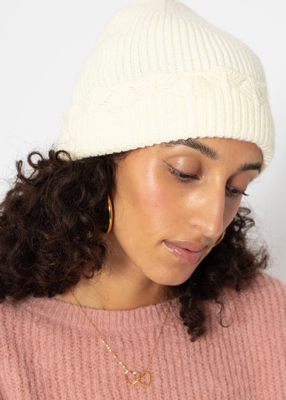 Hat with openwork knit trim - off-white