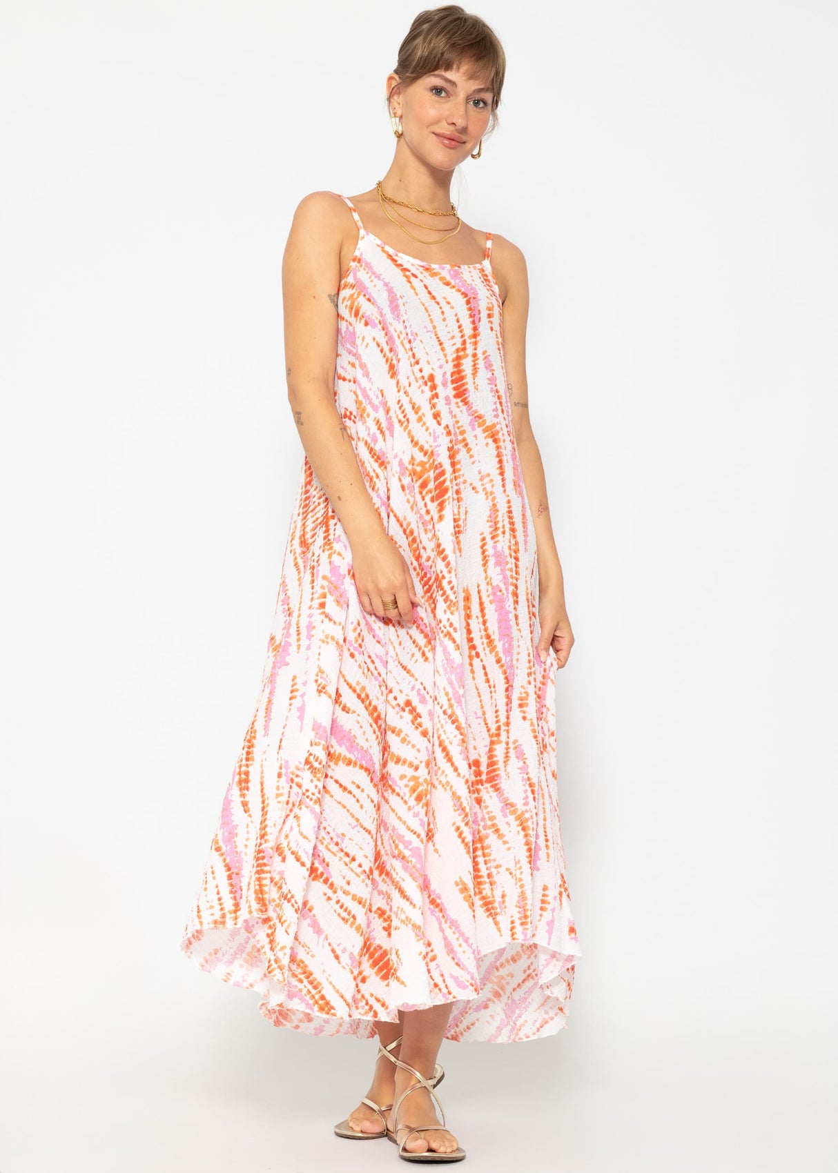 Muslin beach dress with colorful print - off-white