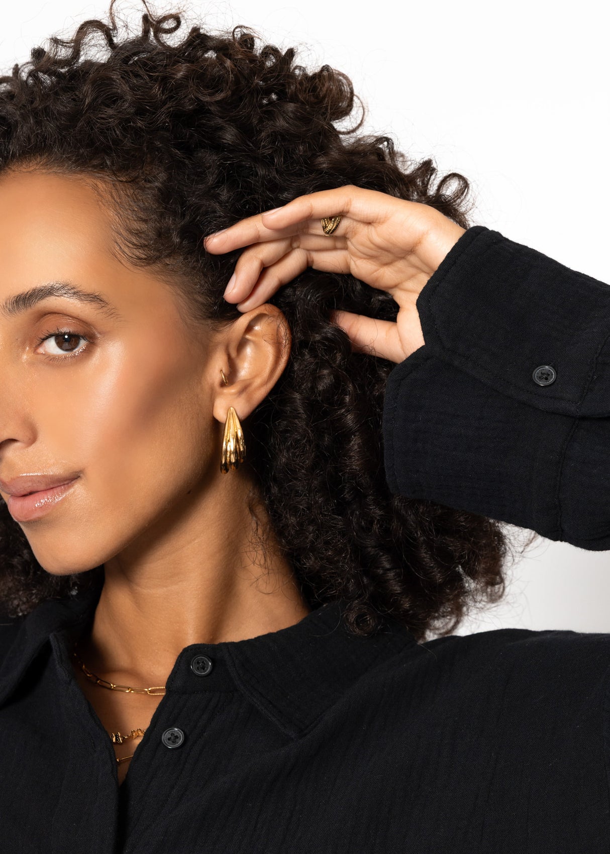 Musselin Bluse mit breiten Manschetten - schwarz