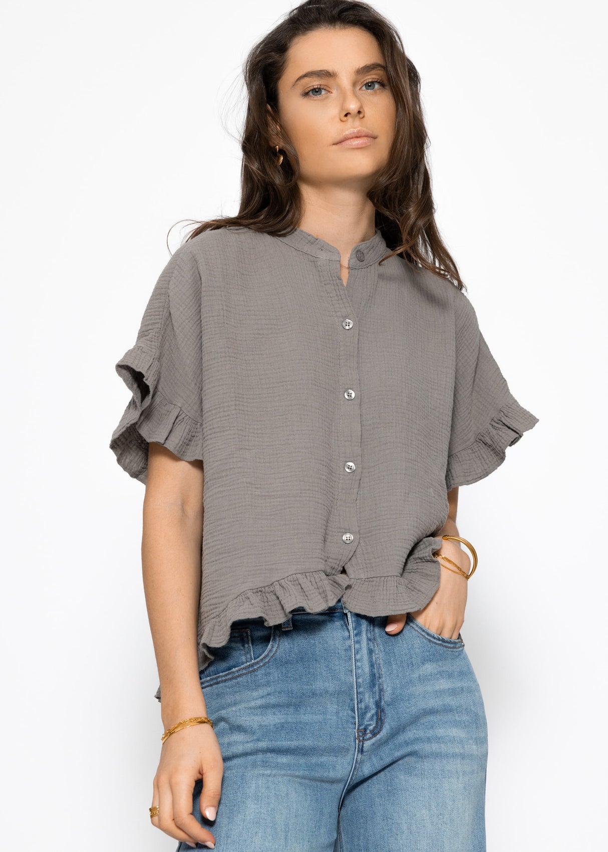 Musselin Bluse mit Rüschensaum - taupe