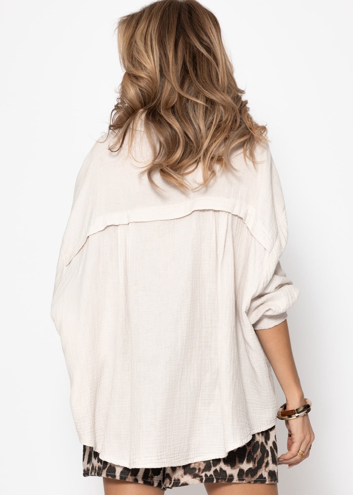 Muslin blouse oversize, short, light beige