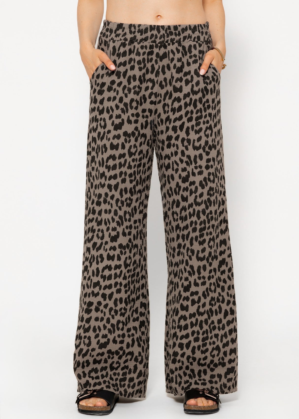 Wide-leg muslin pants in leopard print - taupe