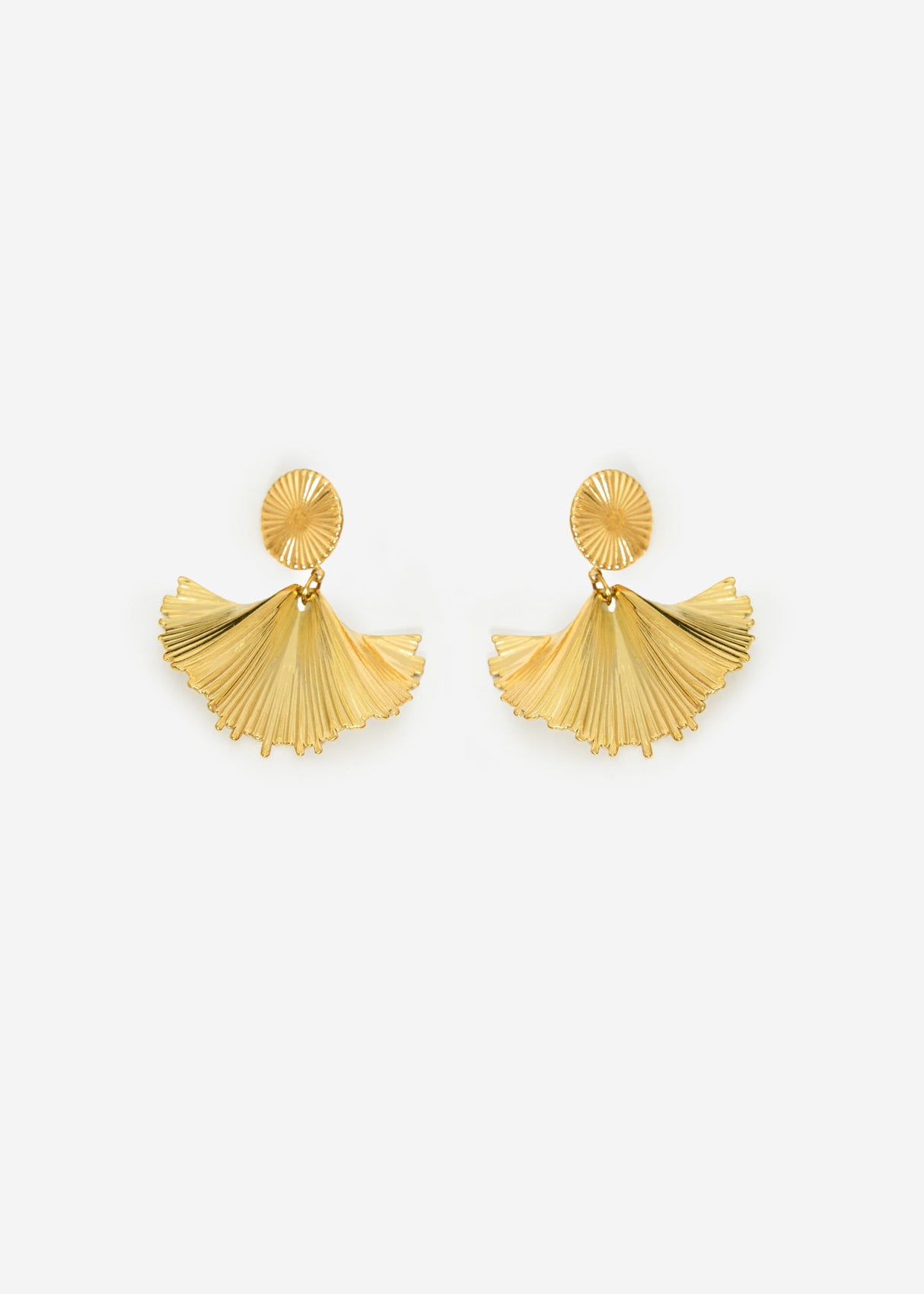 Earring with pendant - gold