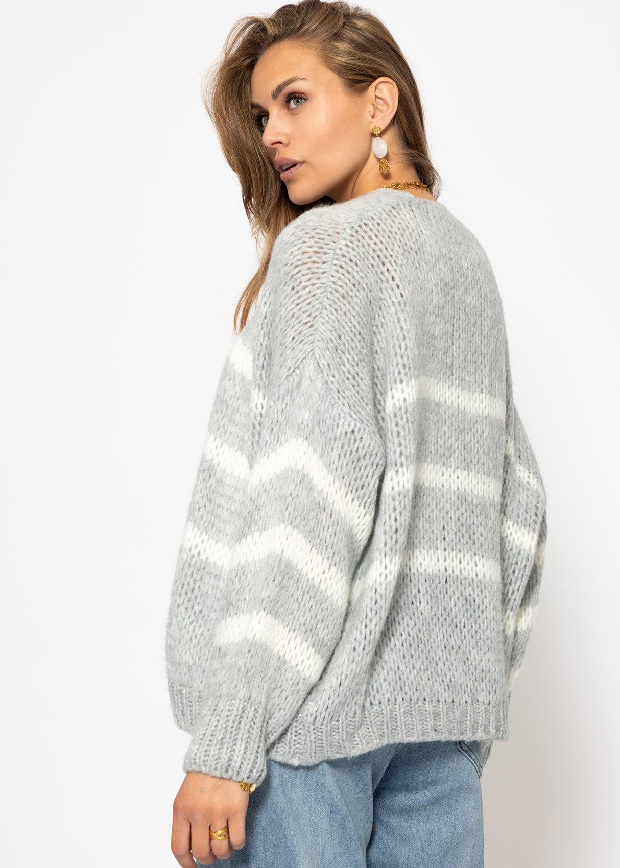 Oversize Cardigan mit weißen Streifen, hellgrau