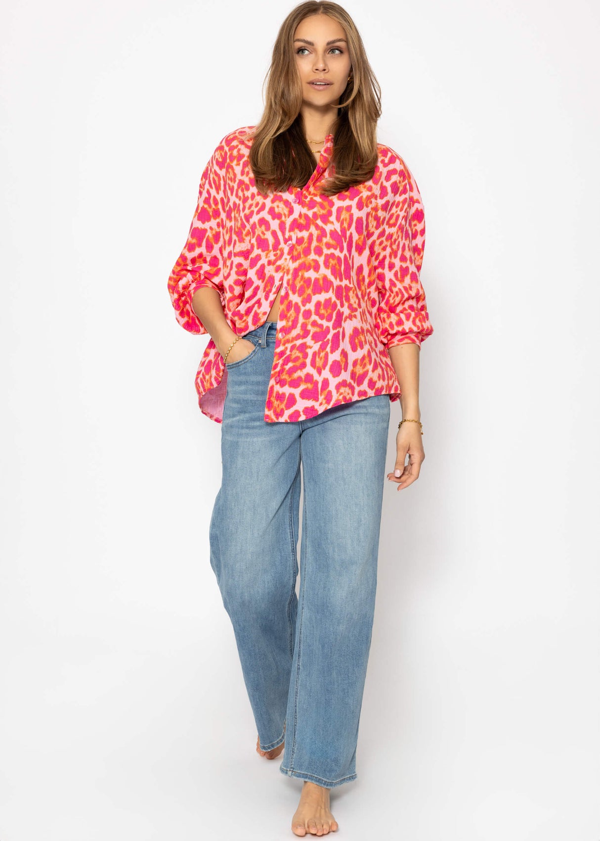Oversize muslin blouse with leo print - pink