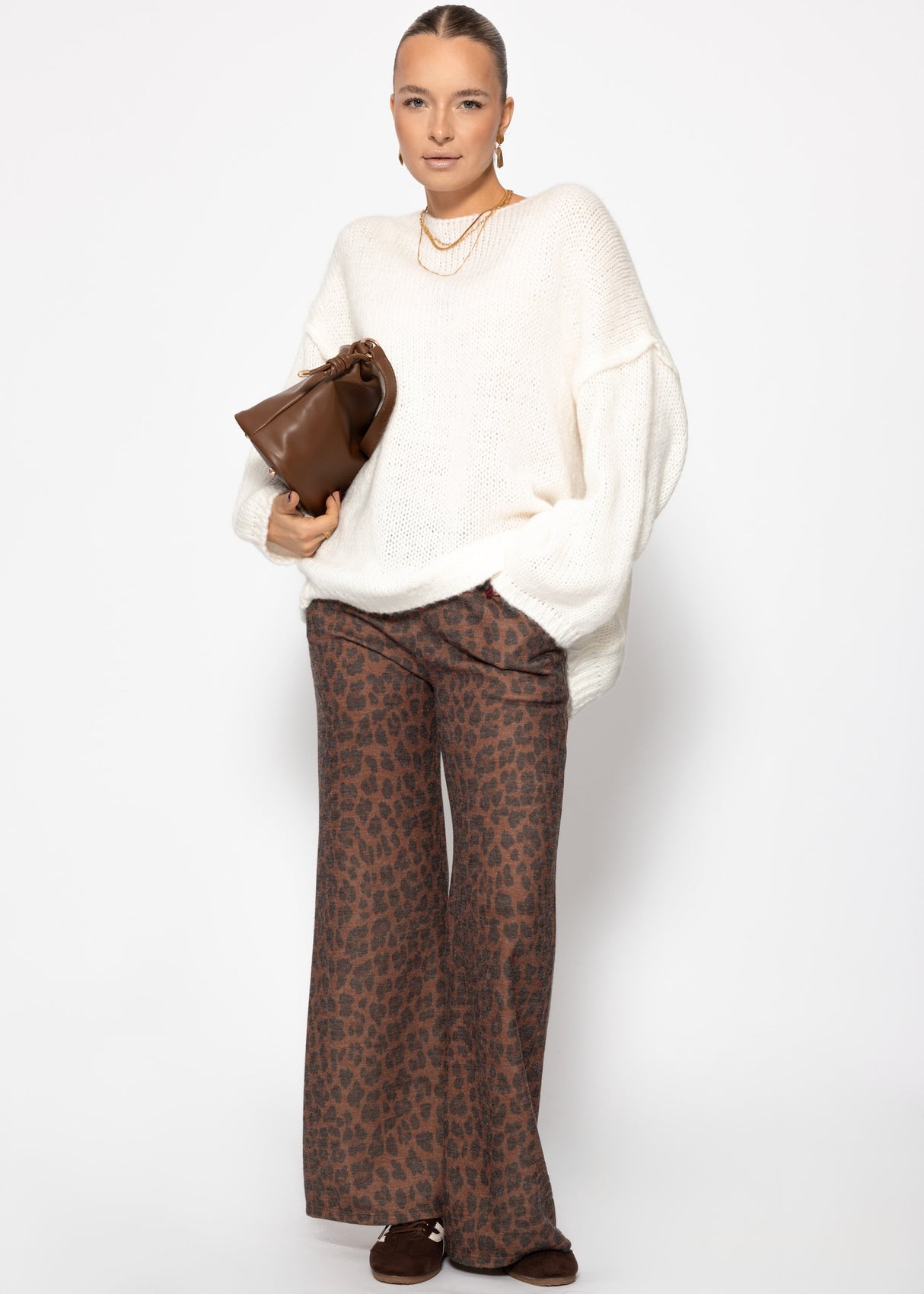 Oversize-Pullover mit Rundhalsausschnitt - weiß