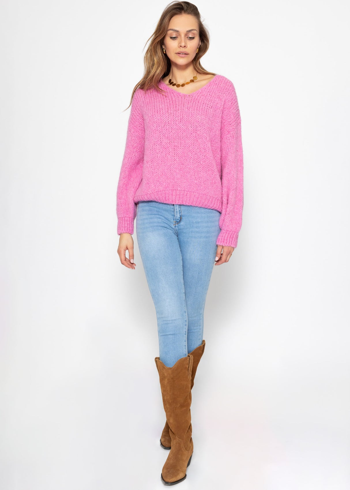 Oversized V-neck sweater - candy pink