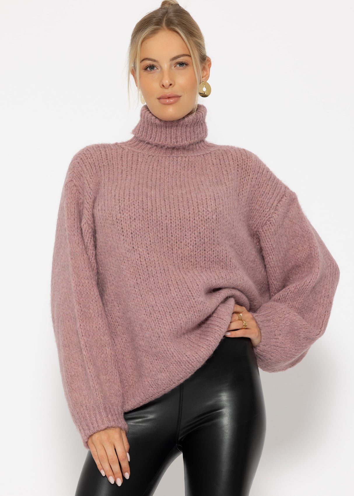 Oversized turtleneck sweater - powder pink