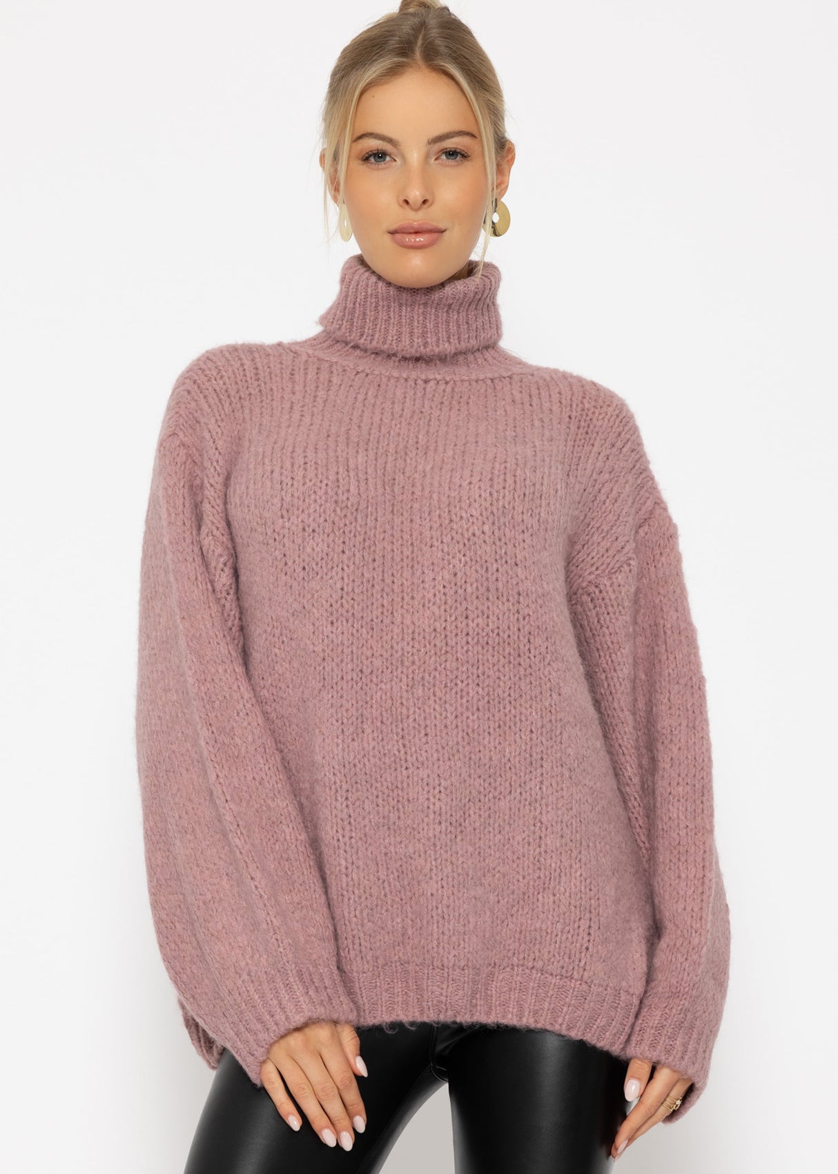 Oversized turtleneck sweater - powder pink