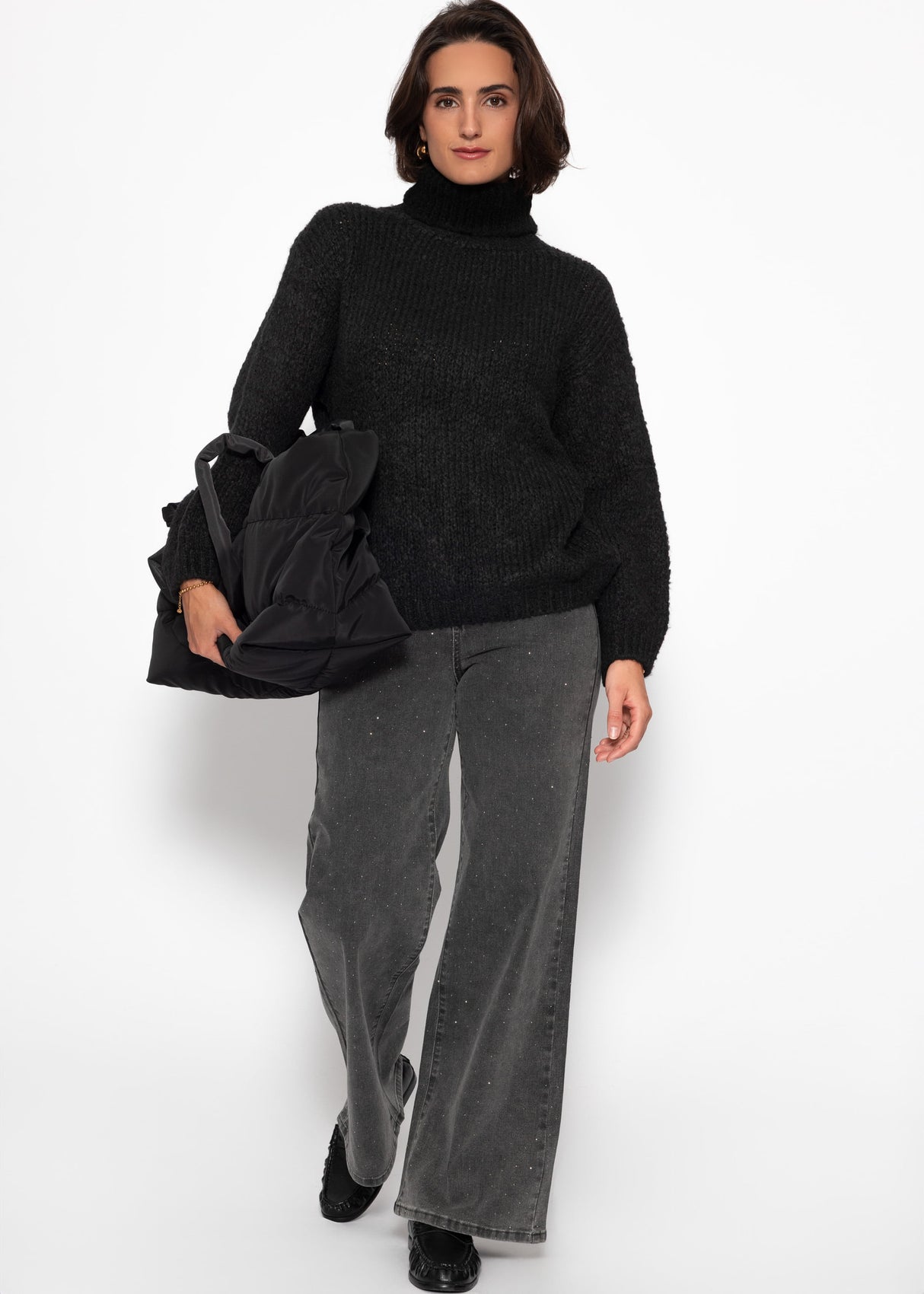 Oversized turtleneck sweater - black
