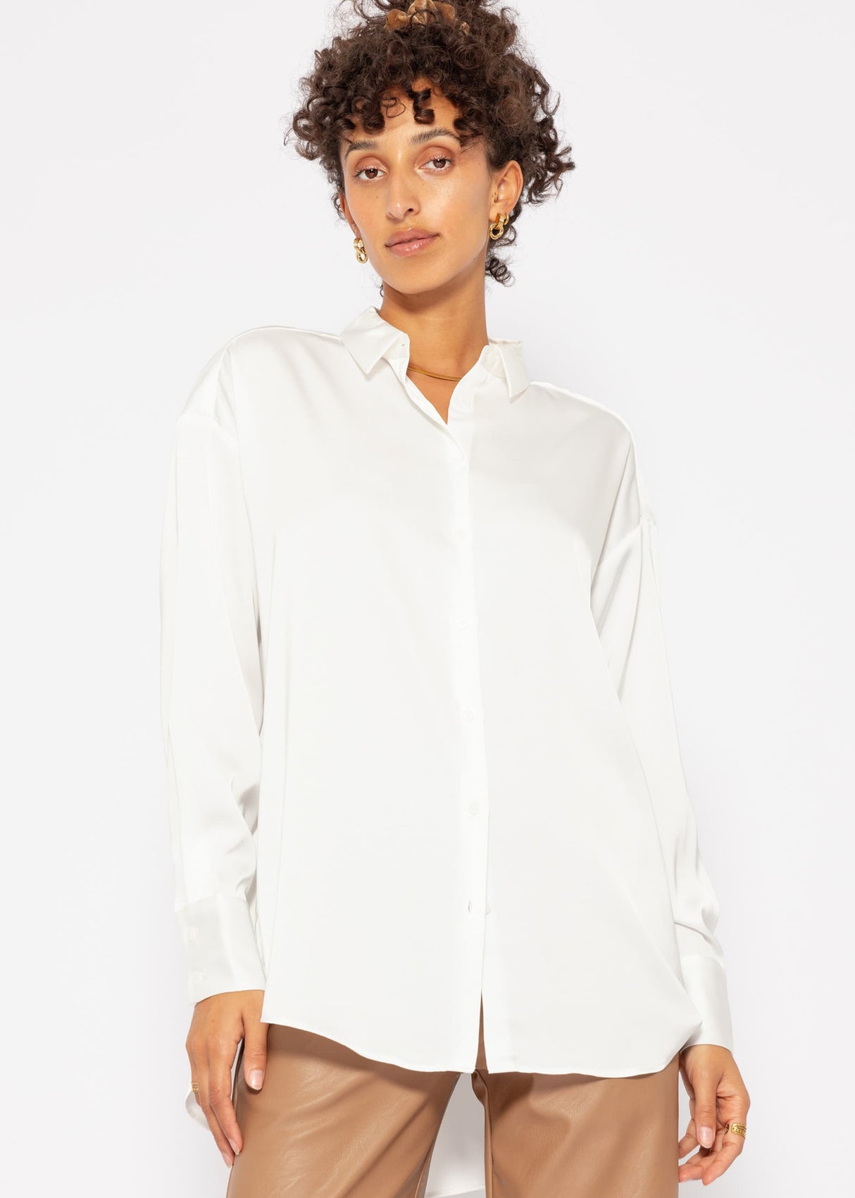 Casual, flowing satin blouse - off-white