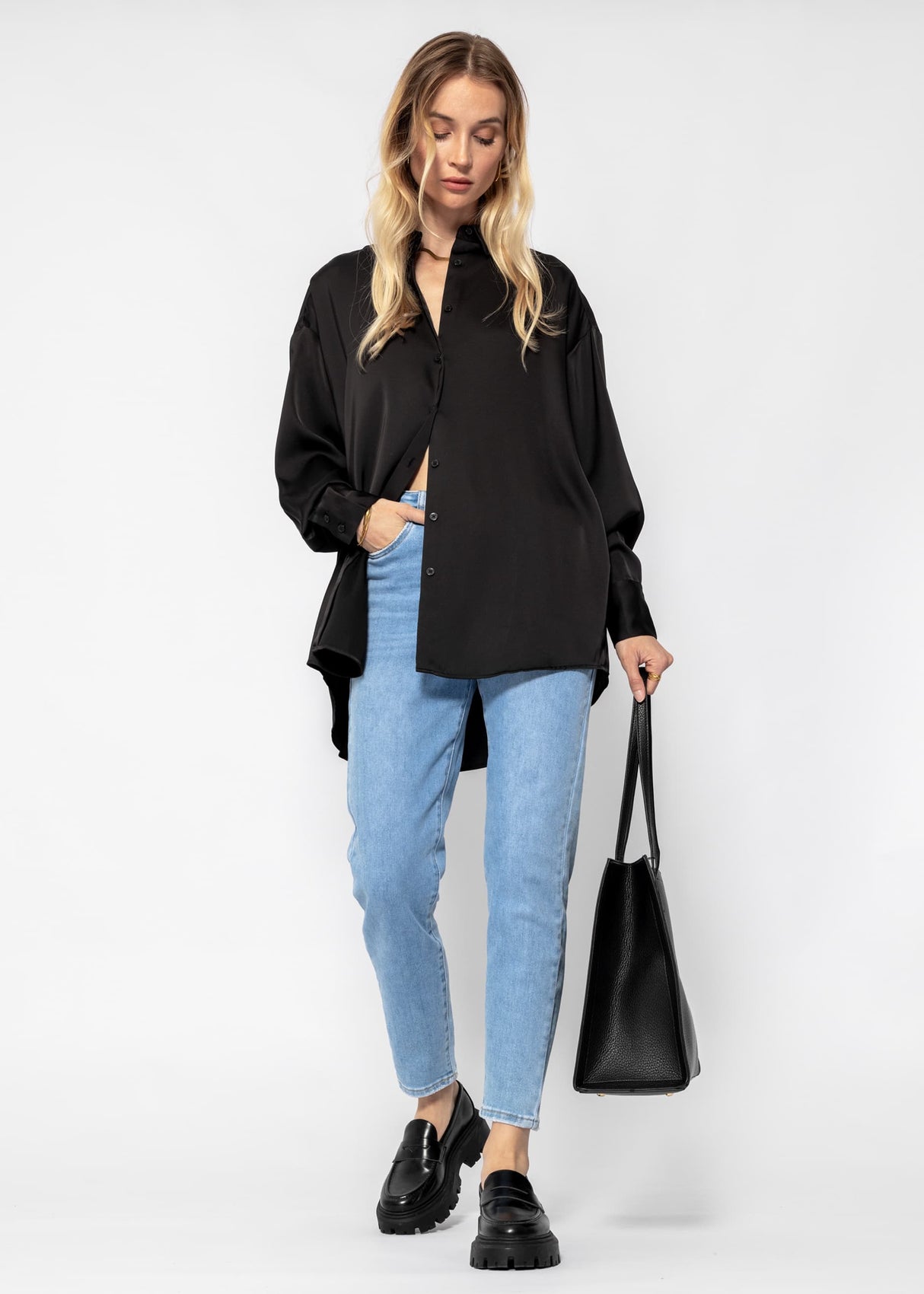 Casual, flowing satin blouse - black