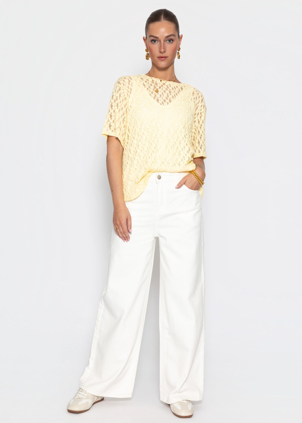 Oversize T-Shirt aus Spitze - gelb