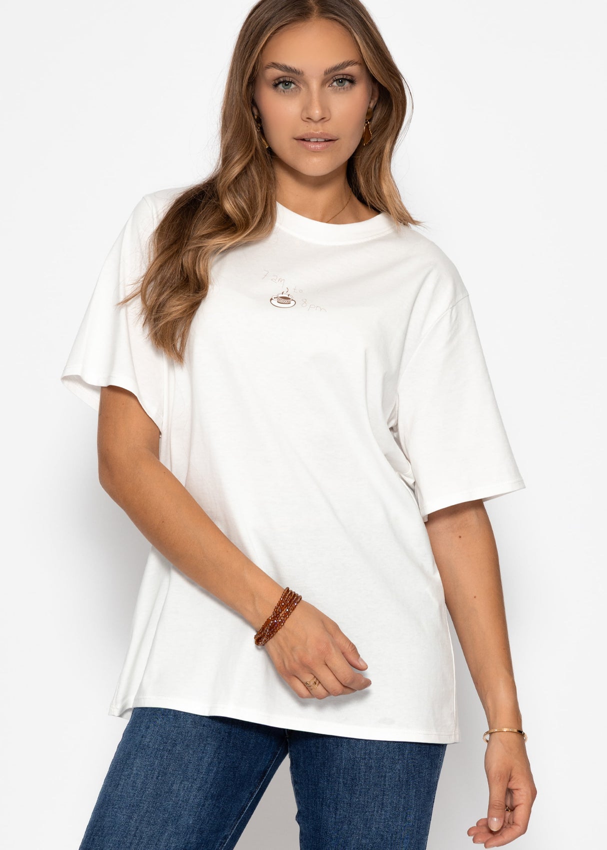 Oversize T-Shirt mit "Coffee Club" Print - offwhite