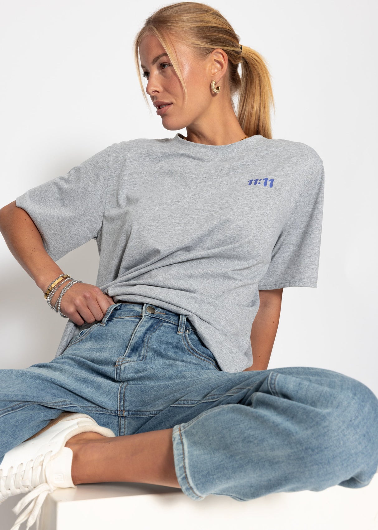 Oversize T -shirt with print - gray