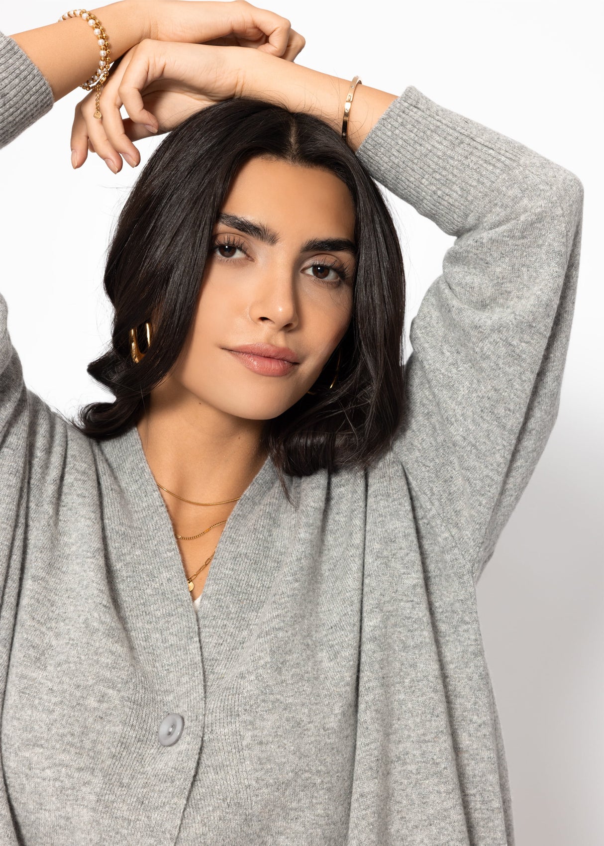 Oversized cardigan with V-neck and cashmere content - gray