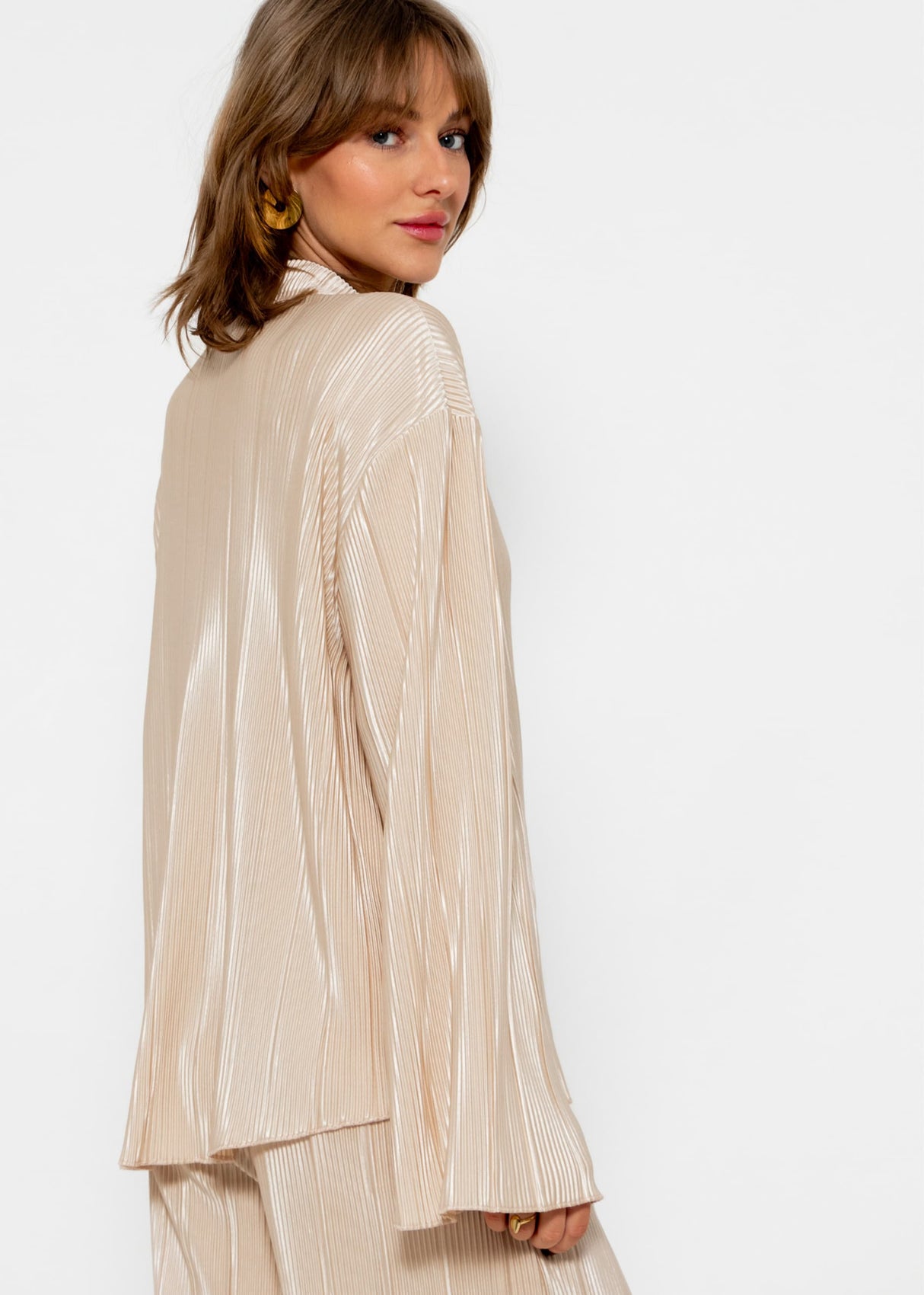 Pleated shirt blouse - beige