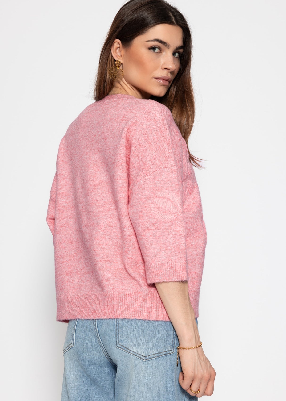 Sweater with floral embroidery - pink