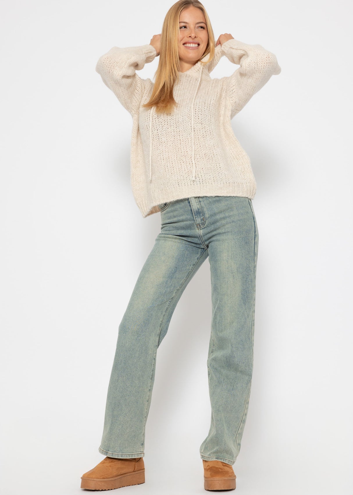 Sweater with hoodie - off-white